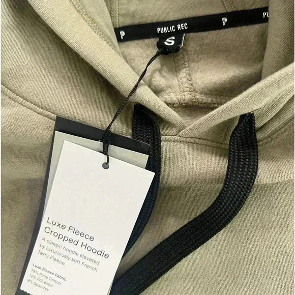 Public Rec New with Tags Luxe Fleece Cropped Hoodie Out of Office - Picture 3 of 9
